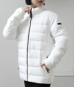 Calvin Klein ストレッチ パファージャケット　ホワイト　Mサイズのサムネイル