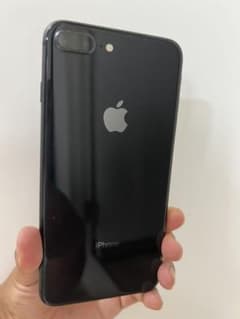 iPhone 8Plus 64GB    状態良好のサムネイル