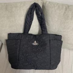 お*ま様 未使用⭐︎vivienne⭐︎キルティング バッグ特大 未使用⭐︎vivienne⭐︎キルティング バッグ特大 - メルカリ