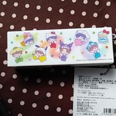 なにわ男子×サンリオ　ハイチュウケースのサムネイル