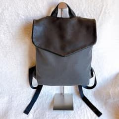 CHI WATAチワタ】革メッシュ スクエアリュック グレー 黒バックパック 