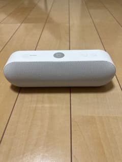 ★美品★Beats by Dr Dre BEATS PILL+ WHITEのサムネイル