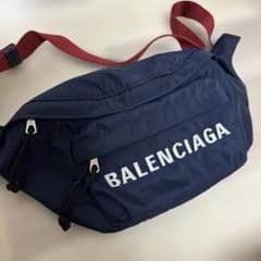 BALENCIAGA ボディバッグ ネイビーのサムネイル