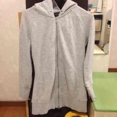 激安！！GAPパーカーのサムネイル