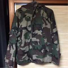 VANsマウンテンパーカーのサムネイル