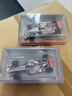 ミニチャンプス マクラーレン MP4-22 アロンソ 2台セット 1/43 ミニチャンプス マクラーレン MP4-22 アロンソ 2台セット - メルカリ