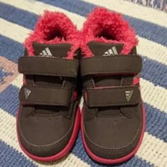 アディダスボアスニーカーのサムネイル