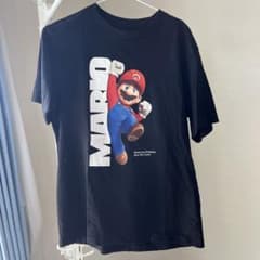 UNIQLO マリオTのサムネイル