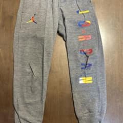 Jordan グレー スウェットパンツのサムネイル