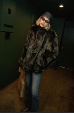 PERVERZE Double Face Nylon Fur Coatのサムネイル