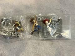 《新品未使用》トイストーリーゆらゆらつながるマスコット3種セットのサムネイル