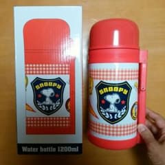 緊急値下げ(^^)/新品　スヌーピー　水筒のサムネイル