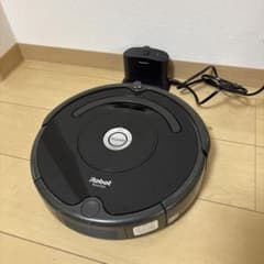 iRobot Roomba 2017年製 黒色 本体 充電ドック付き ジャンク品 - メルカリ