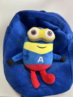 ミニオン キャプテンアメリカ風 ぬいぐるみ付き リュックサック ブルーのサムネイル