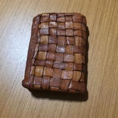 革財布のサムネイル