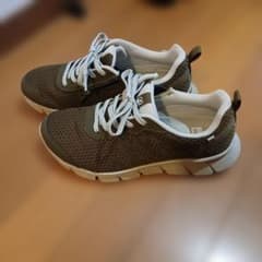 Rakuwalk スニーカー カーキ 24.0cmのサムネイル