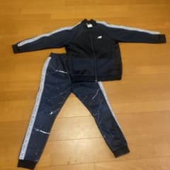 New Balance ネイビー マーブル柄ジャージ　上下 140㎝のサムネイル