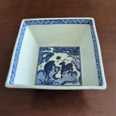 染付 角鉢 山水画 鹿文様 和食器のサムネイル
