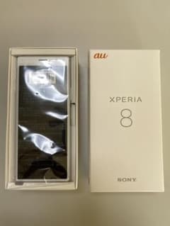 Xperia 8 ホワイト 64 GB au SIMロック解除済みのサムネイル