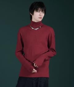 Ellno Loset サムホールツキリブタートルニットのサムネイル