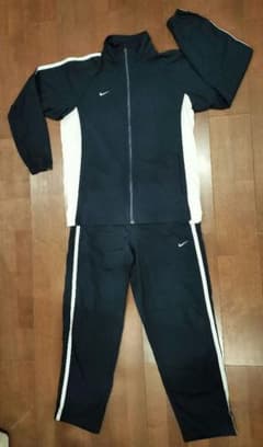 Nike FIT DRY トレーニングウェア上下セットMサイズのサムネイル