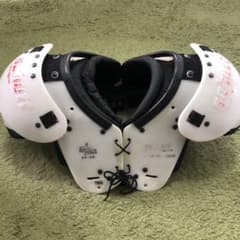 schutt社製 アメフト用 ショルダーのサムネイル