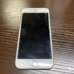 Apple iPhone 7 本体 A1779のサムネイル