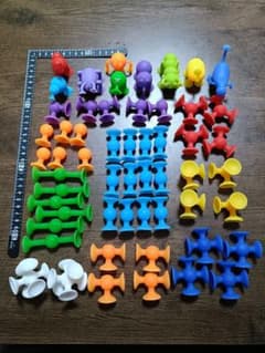 吸盤付おもちゃセットのサムネイル
