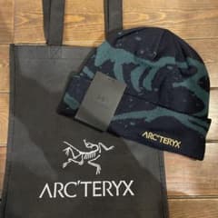 新品アークテリクスグロットトーク dark magic grotto toqueのサムネイル