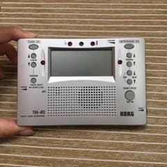 【値下げしました】KORG チューナー ・メトロノーム TM-40 シルバーのサムネイル