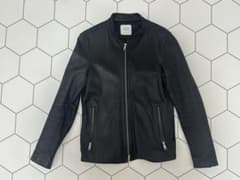 【ごんごん様専用】UNITED TOKYO ブラックレザージャケットのサムネイル
