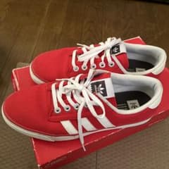 adidas KIEL レッド/ホワイト スニーカーのサムネイル