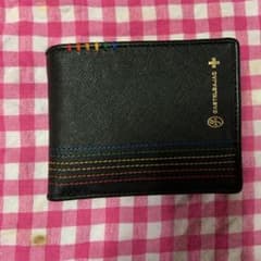 二つ折り財布のサムネイル