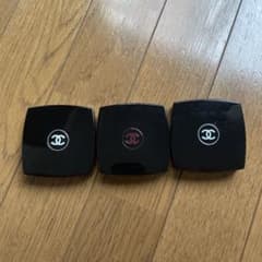CHANELアイシャドウのサムネイル