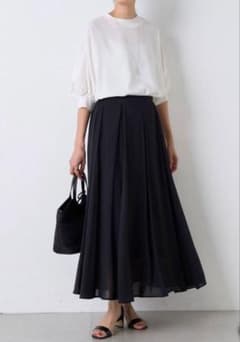 BEARDSLEY ビアズリー　パールスカート BEARDSLEY（ビアズリー）の「ランダムパールスカート（）」 - WEAR