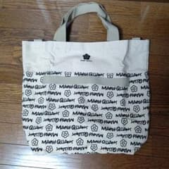 MARY QUANTキャンバストートのサムネイル