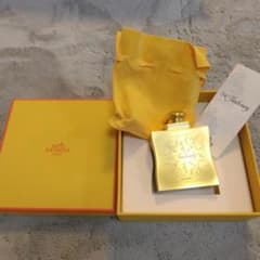 HERMES 24 Faubourg 香水のサムネイル