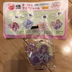 くら寿司　プリキュア　クリア　チャームのサムネイル