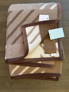 西ドイツ産　Haussmann リャマ70% バージンウール30% 西ドイツ産 Haussmann リャマ70% バージンウール30% - メルカリ