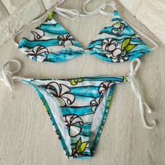 美品☆Rip Curl＆ヘザーブラウン　水着　ビキニ　プルメリア　Sサイズのサムネイル