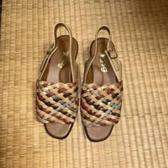 編み込みデザイン バックストラップサンダル Lサイズのサムネイル