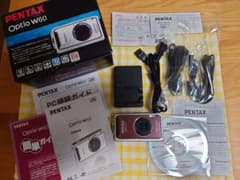 PENTAX Optio W60 デジタルカメラ ピンク 箱 付属品多数 PENTAX Optio W60 防水コンパクトデジタルカメラ（コーラルピンク