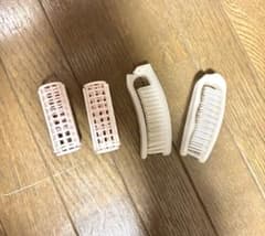 ピンクヘアカーラー・コーム 4個セット まとめ売りのサムネイル