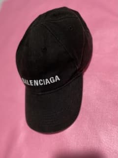 BALENCIAGA ベースボールキャップ ブラック - メルカリ