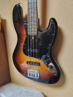 ☆MB8☆美品 バスカーズ ジャズベース ブラウンサンバースト☆のサムネイル