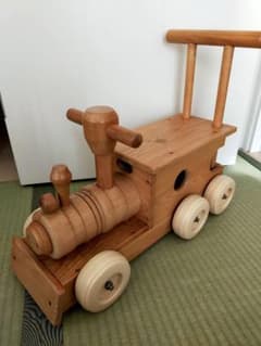 【日本製】木製クラフト　木の列車（乗ると音がなる）子供用のサムネイル