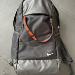 NIKEリュックのサムネイル