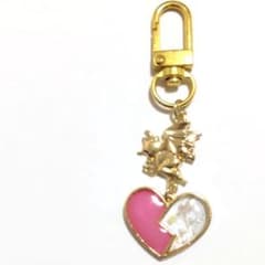 キーホルダー　バックチャーム　ハート　可愛い　ハンドメイド　レジン　アクセサリーのサムネイル