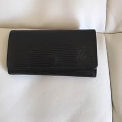 LOUIS VUITTON キーケースのサムネイル
