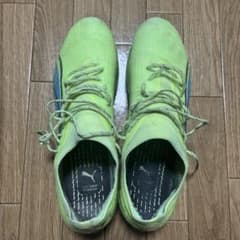 サッカースパイク　ULTRA  28.5cmのサムネイル